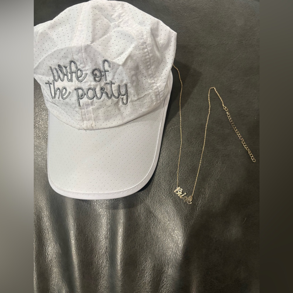 Bachelorette 'Wife of the Party' Cap and Gold Necklace Set